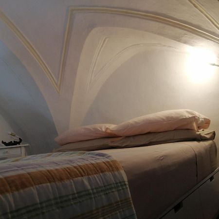 Вілла I Pelandroni Casa Vacanze Остуні Екстер'єр фото