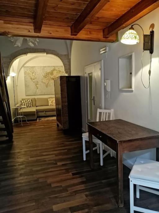 Вілла I Pelandroni Casa Vacanze Остуні Екстер'єр фото