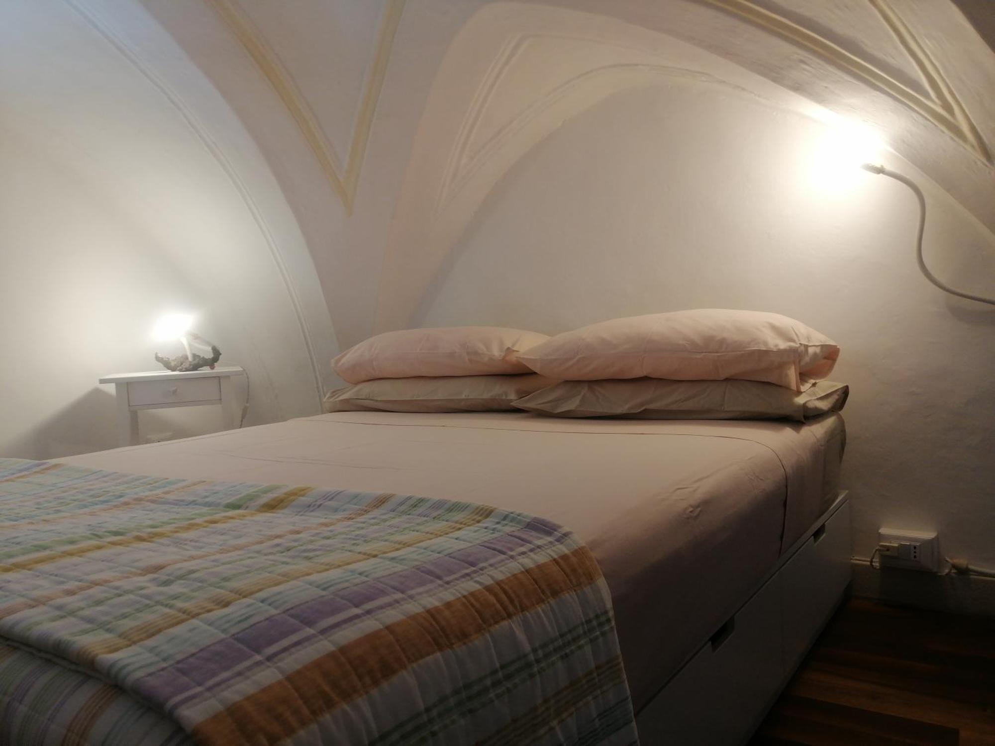 Вілла I Pelandroni Casa Vacanze Остуні Екстер'єр фото